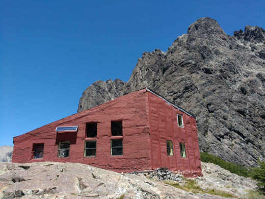 Refugio Laguna Negra Información